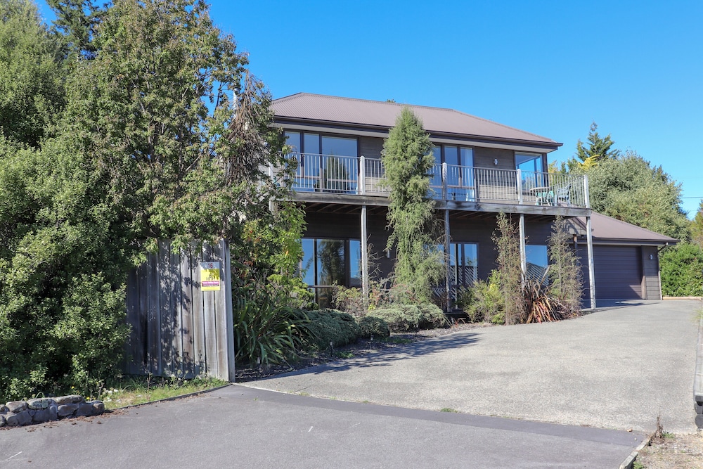 16 Glyn Wye Lane in Unknown City, New Zealand