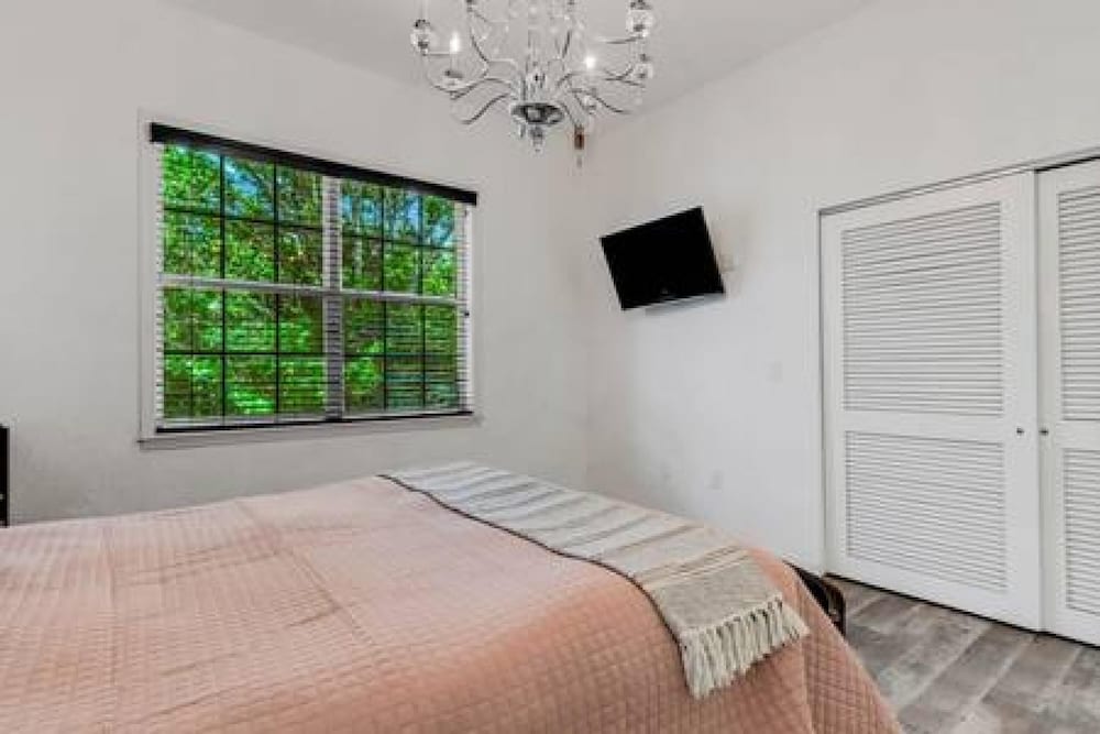 Siesta Key Marvel Pool SPA Deeded Beach Access - photo 30