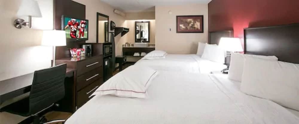 Red Roof Inn PLUS Washington DC Alexandria - photo 3