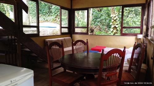 Chalé do Bosque em Ubatuba - last minute hotel in Ubatuba