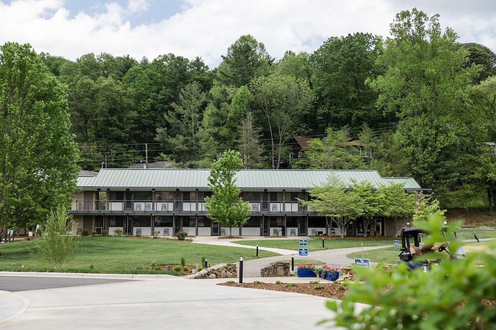 Waynesville Inn and Golf Club Tapestry Collection by Hilton - photo 104