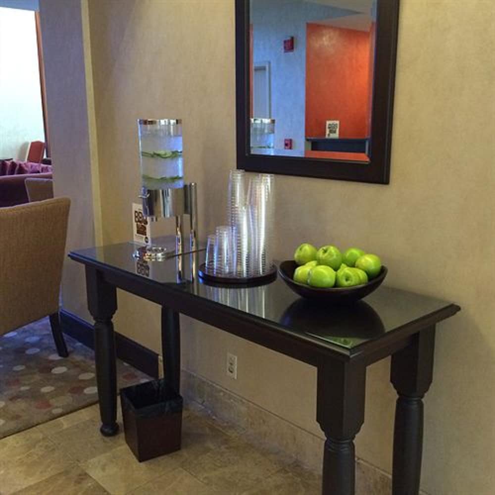 Cupertino Hotel - photo 2