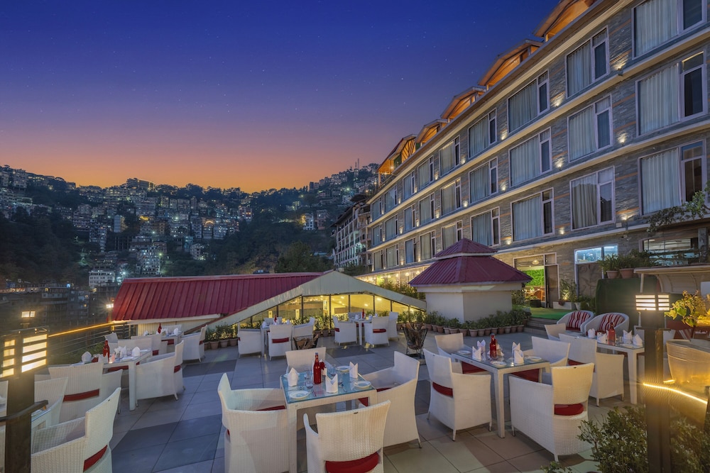 Snow Valley Resorts in Shimla, India