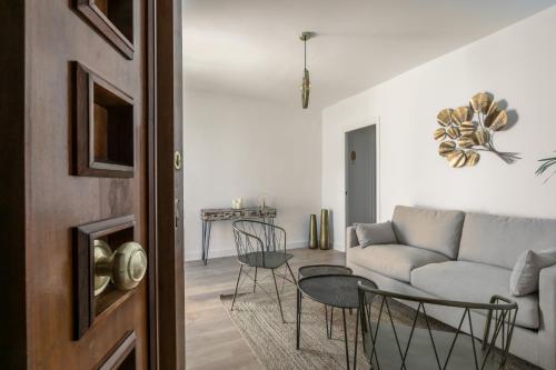 Carretería Penthouse by Homing U — 4-Star Luxury Hotel in Sevilla, Spain