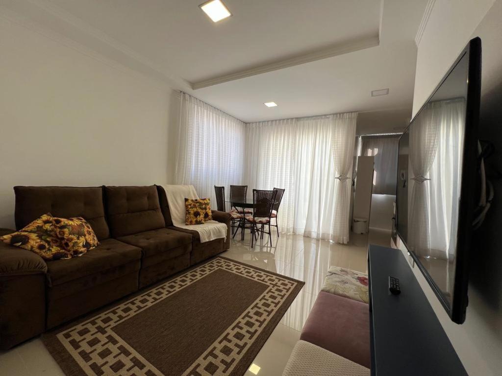 Apartamento Novo e Confortável