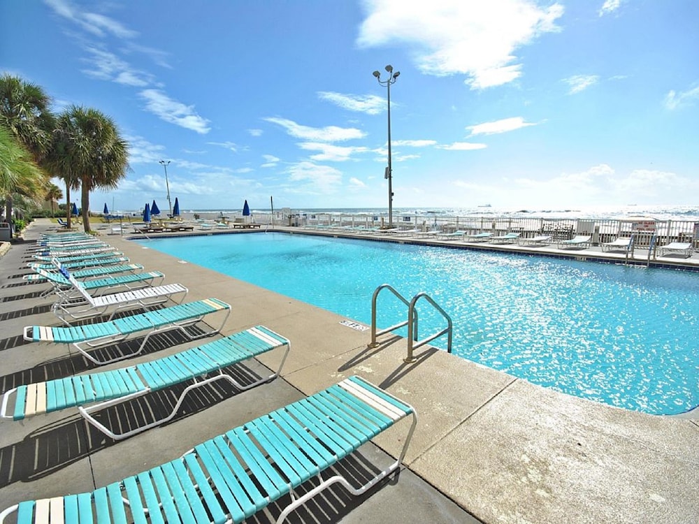 Regency Towers Beach Resort by Panhandle Getaways - photo 34