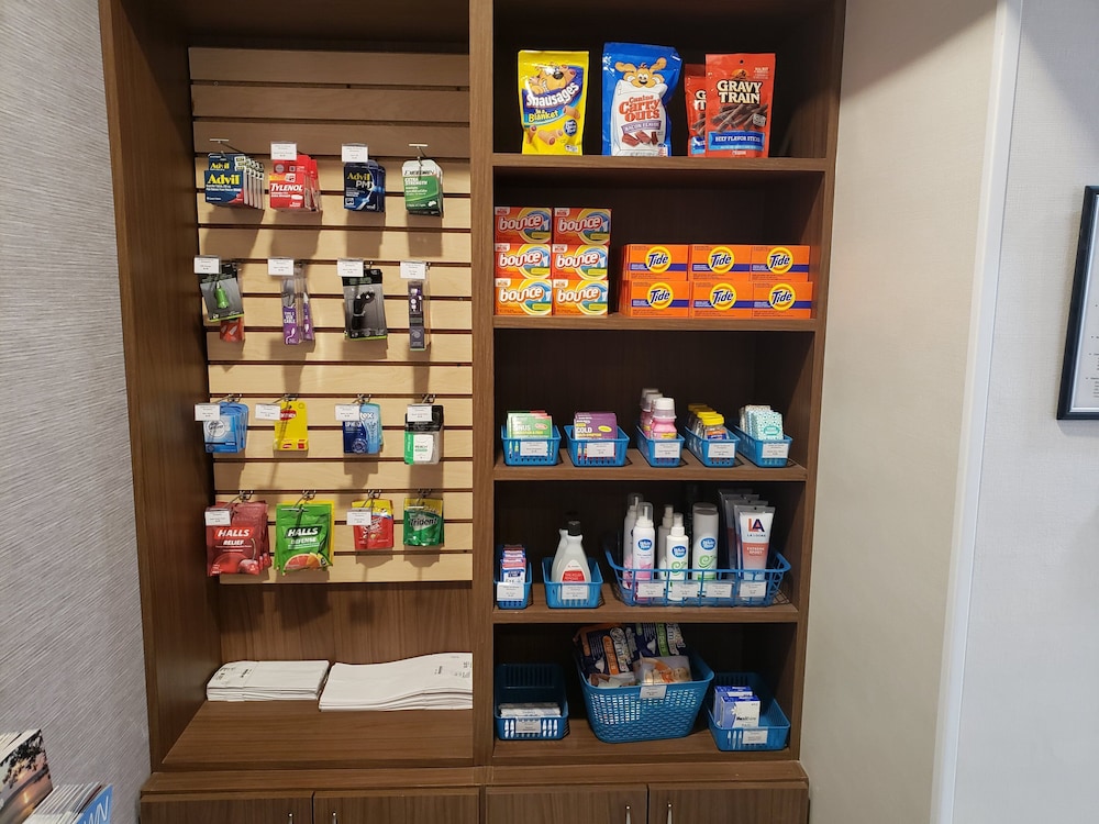 Holiday Inn Express Pittsburgh North by IHG - photo 41