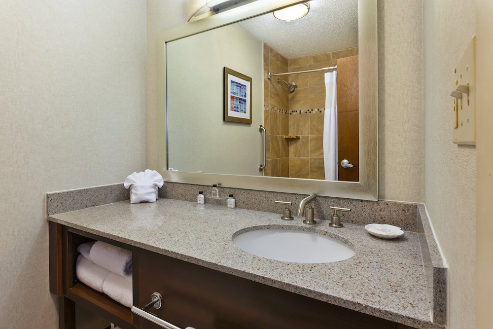Crowne Plaza Columbus North Worthington by IHG - photo 22