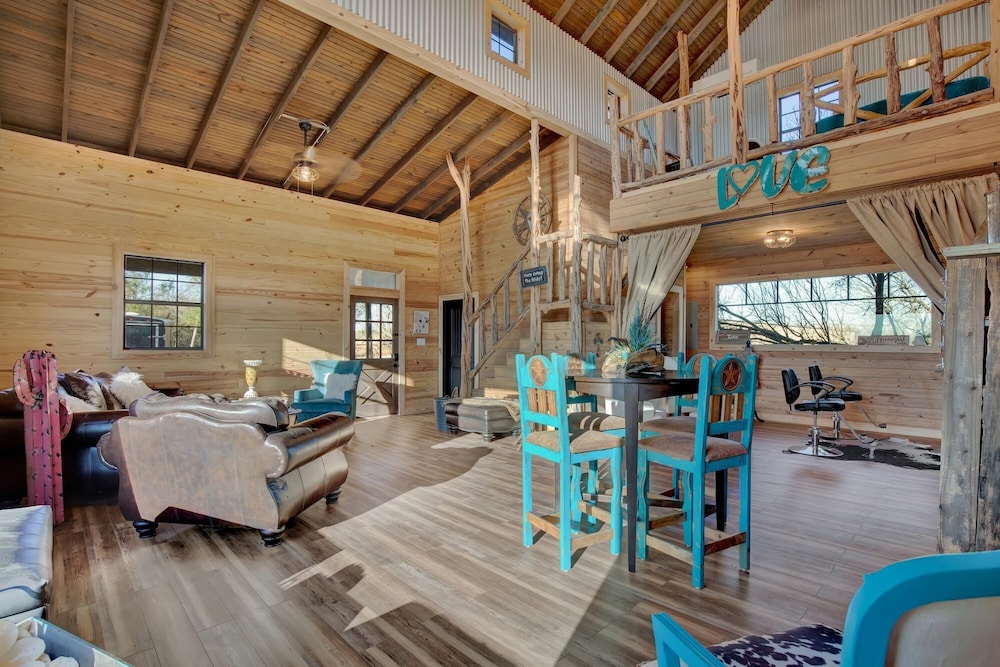 Ranchers Retreat 1903WR by RedAwning - photo 3