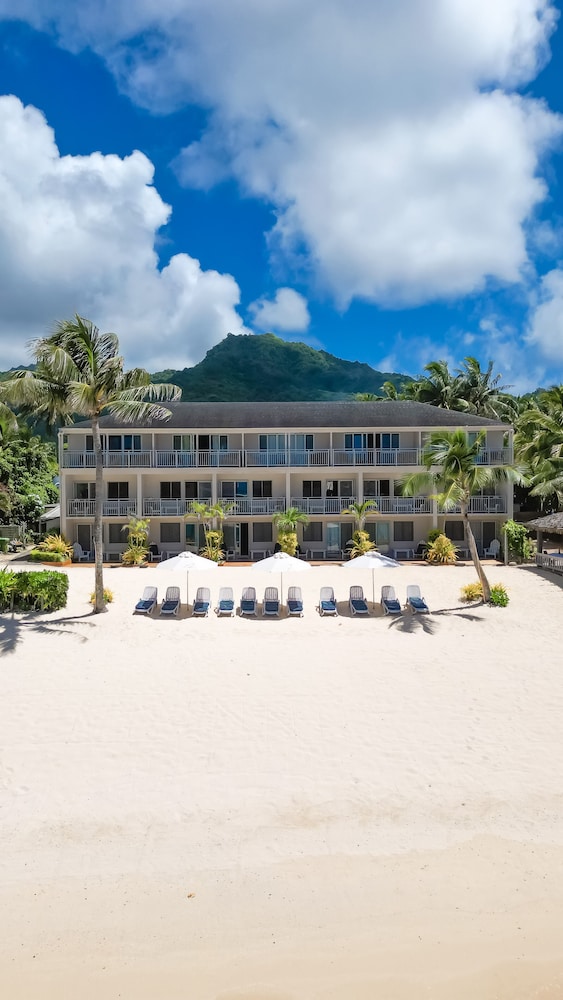 Moana Sands Beachfront Hotel — Avarua