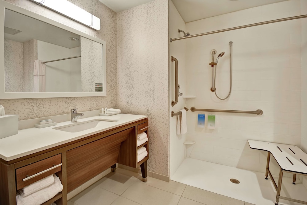 Home2 Suites by Hilton Springfield North - photo 20