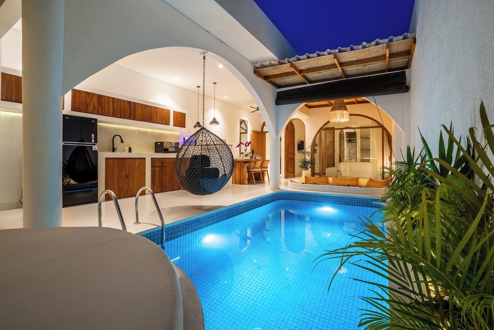 La Feliz Villa Balinesia 2 Bedrooms Special Nyepi Offer — 4-Star Luxury Hotel in Denpasar, Indonesia