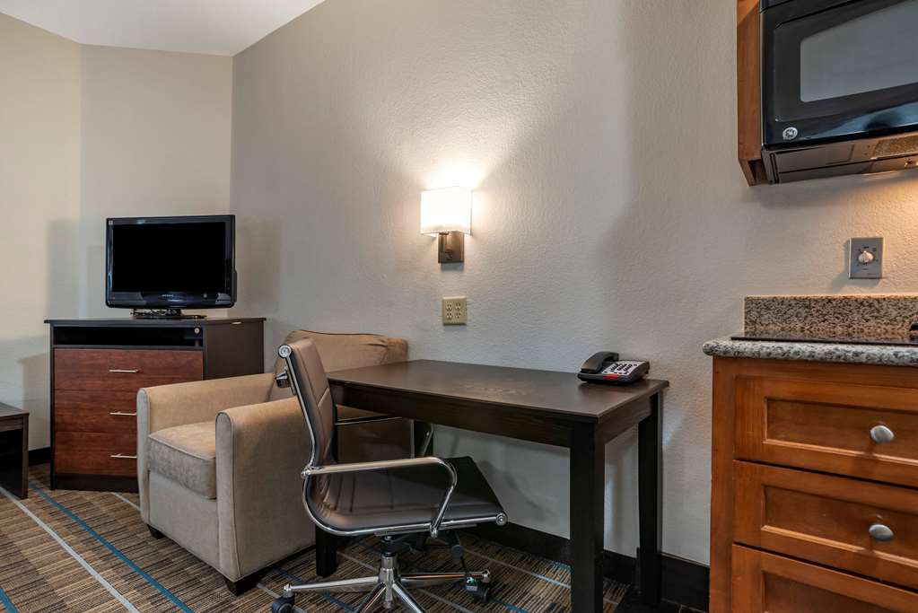 MainStay Suites Denham Springs Baton Rouge East - photo 20
