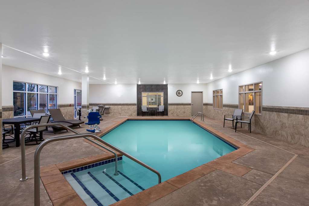 AmericInn by Wyndham Sioux Falls North - photo 6