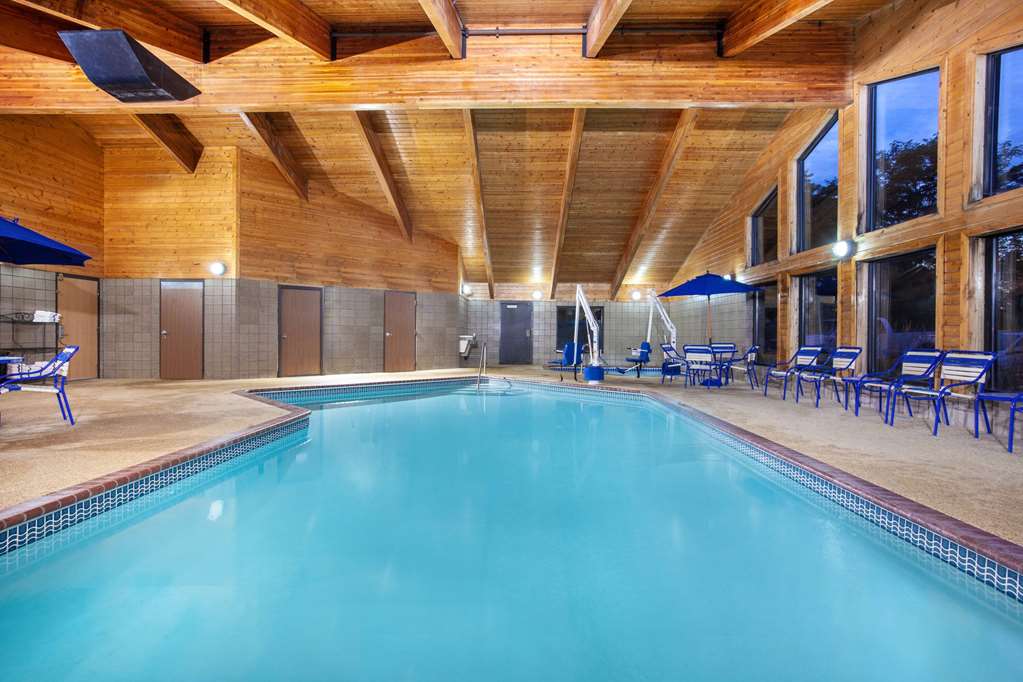 AmericInn by Wyndham Stillwater - photo 5