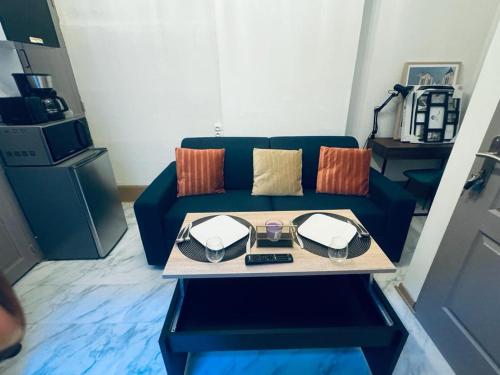 Le Green Touch Studio Centre Ville Historique in Bourges, France