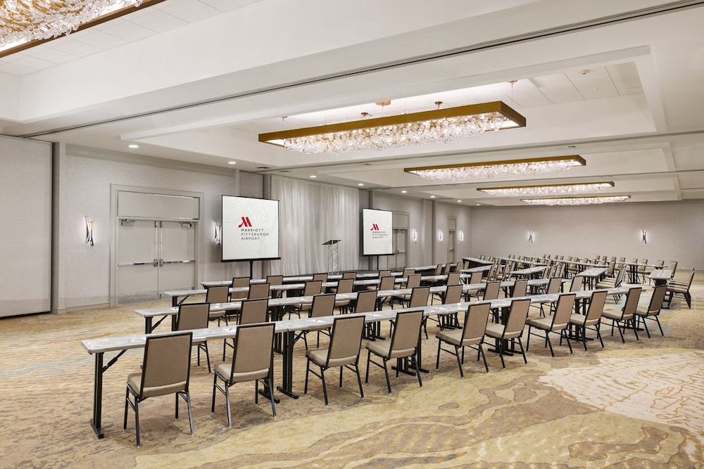 Pittsburgh Airport Marriott - photo 62