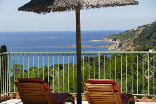 Residenza l 'Alivetu — 4-Star Luxury Hotel in Cargese, France