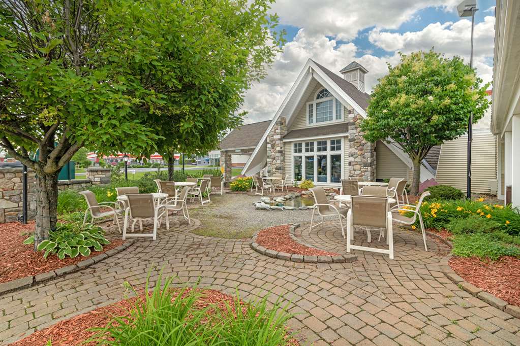 Best Western Plus Plattsburgh - photo 11