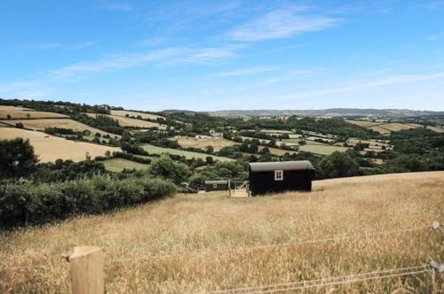 Ash Hut Wiveliscombe - carbon neutral hotel in Wiveliscombe