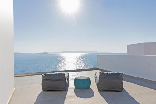 Tholaria Villa — 4-Star Luxury Hotel in Souda, Greece