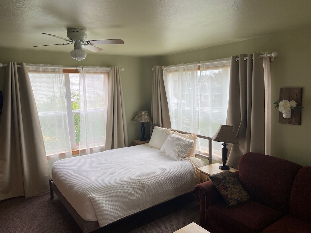 Sea Breeze Court - photo 14