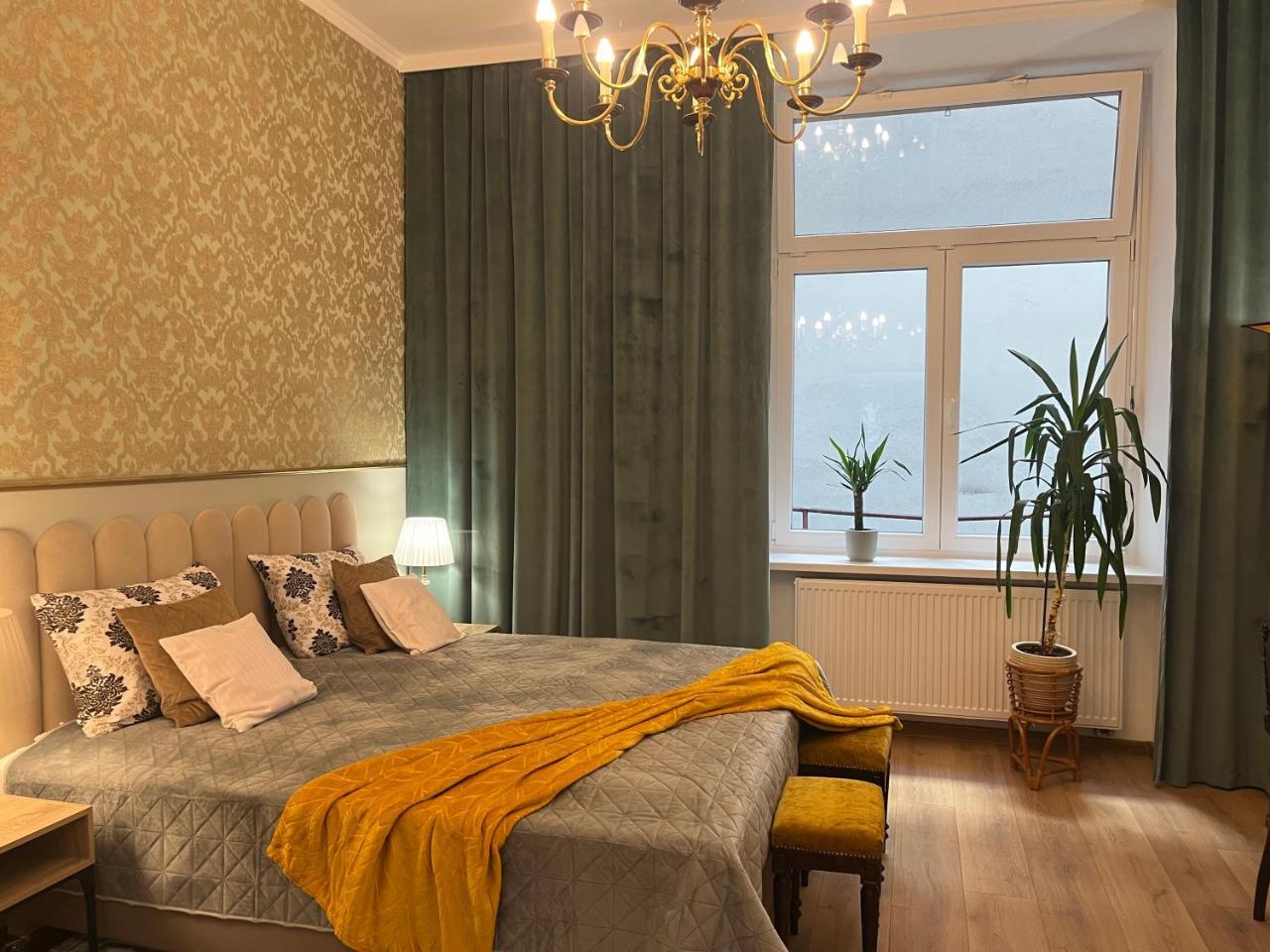 Wawel Crown Apartments — 4-Star Luxury Hotel in Krakow, Poland