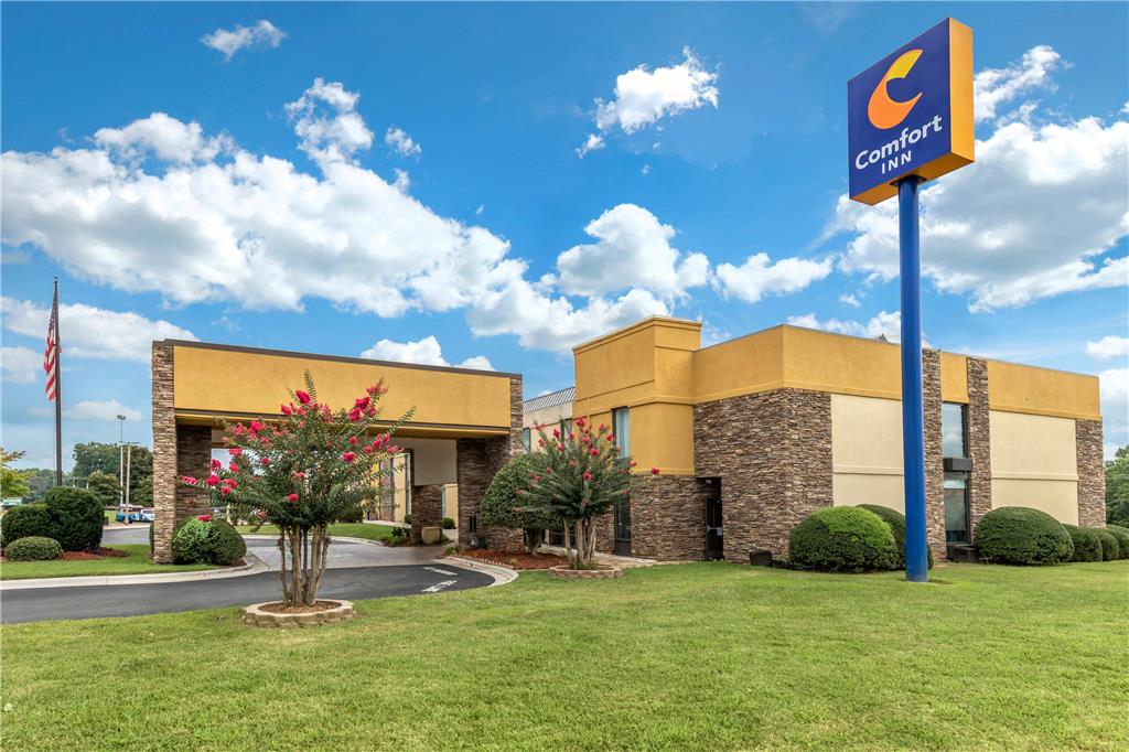 Comfort Inn Shelby - photo 4