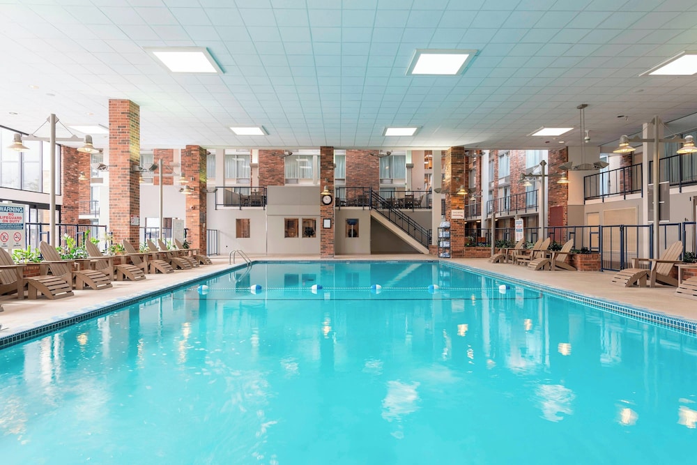 Delta Hotels by Marriott Kalamazoo Conference Center - photo 19