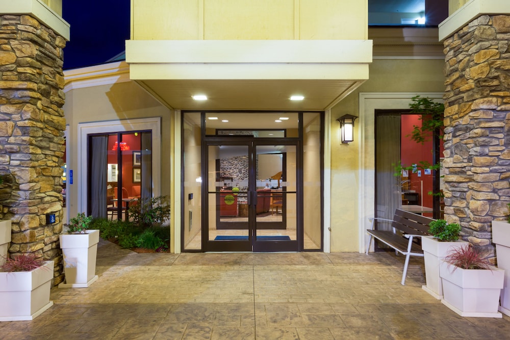 Holiday Inn Express Roseburg by IHG - photo 44