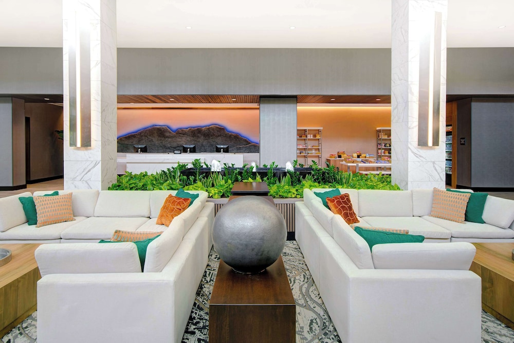 Embassy Suites by Hilton Alpharetta Halcyon - photo 3