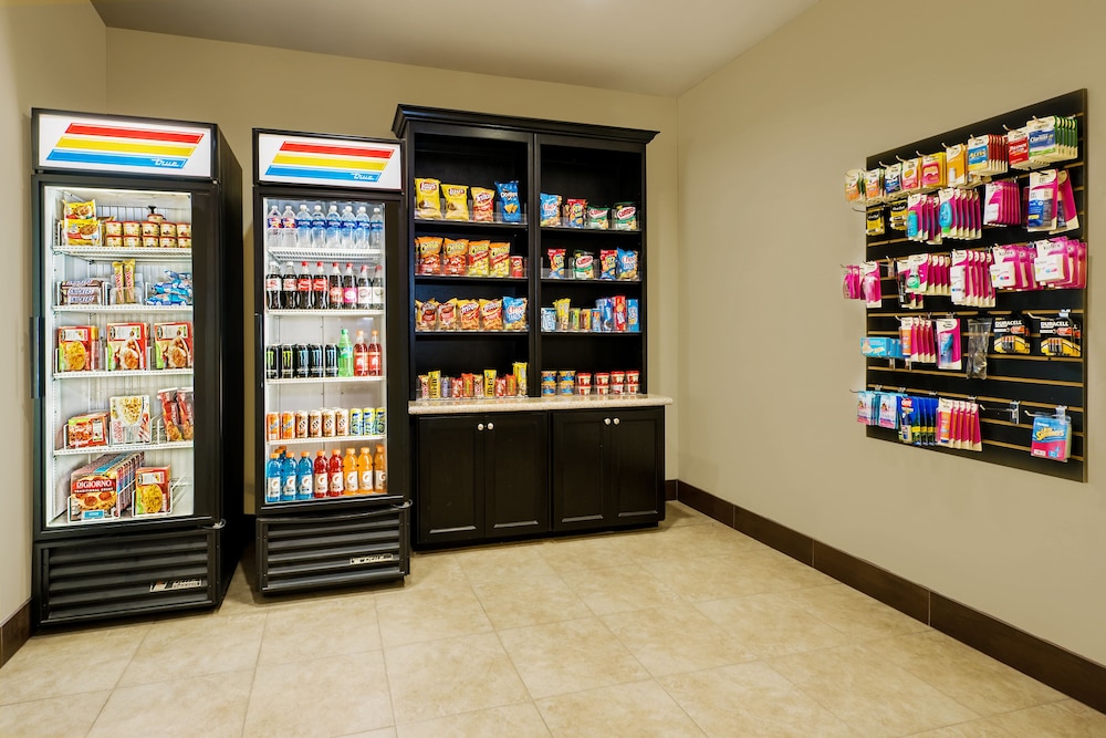 Holiday Inn Express & Suites Cotulla by IHG - photo 30