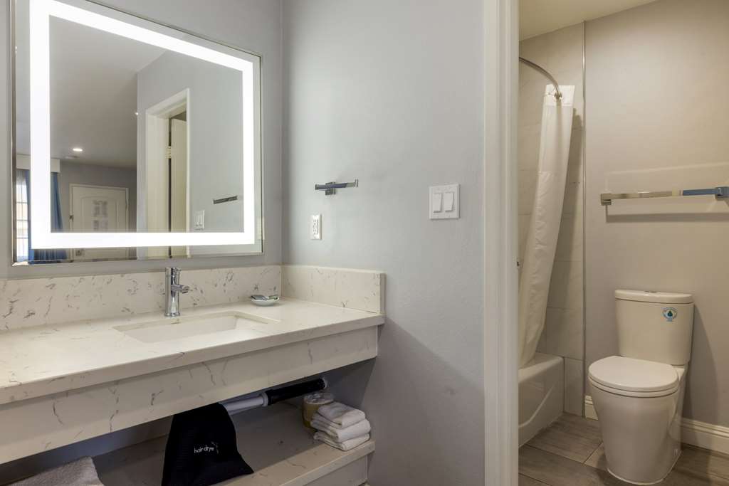 Best Western Orange Plaza - photo 24