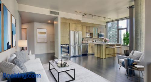 Oakwood at Via 6 — 4-Star Luxury Hotel in Seattle, United States