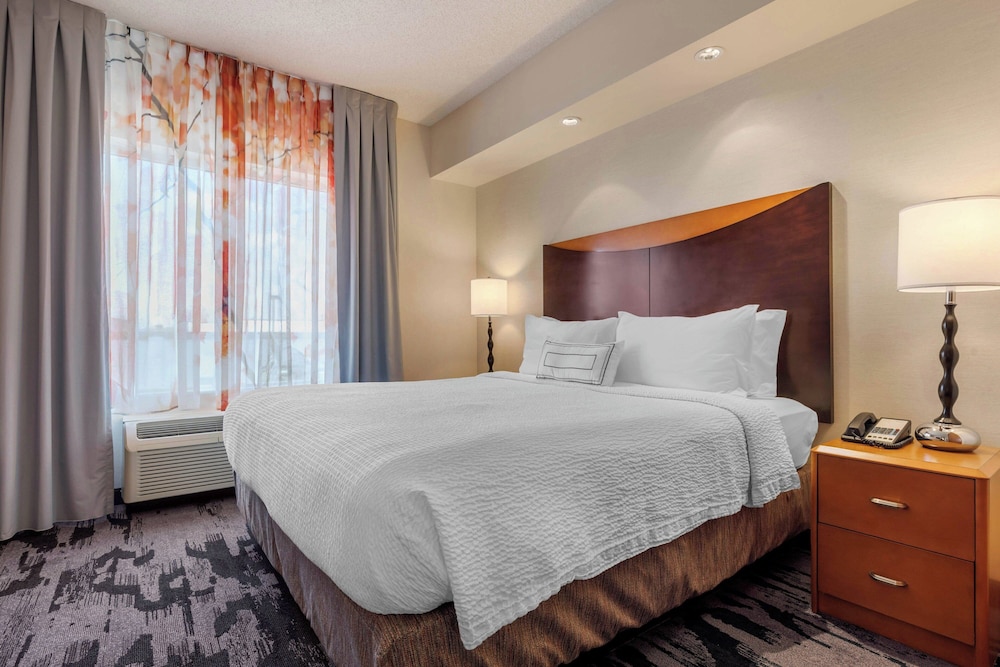 Fairfield Inn & Suites by Marriott Rockford - photo 6