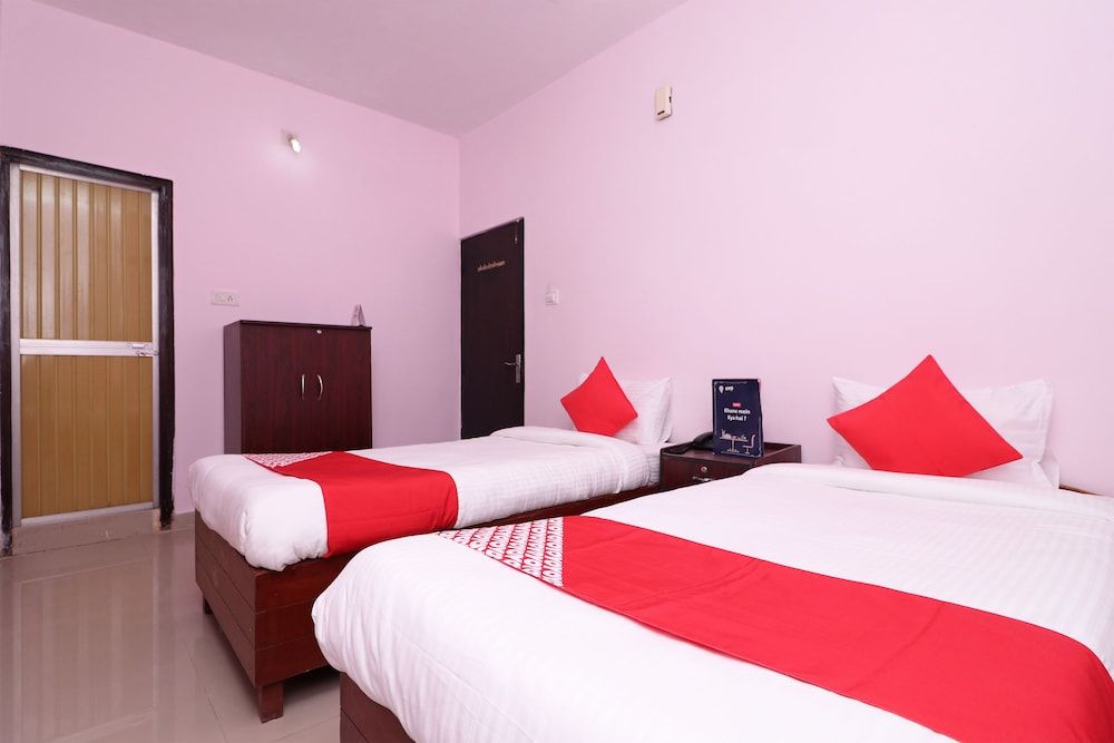 Oyo 16690 Namo Buddha Hotel — Gaya