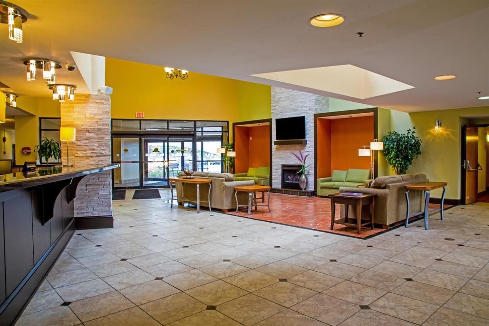 Ramada Plaza Rochester Airport - photo 65