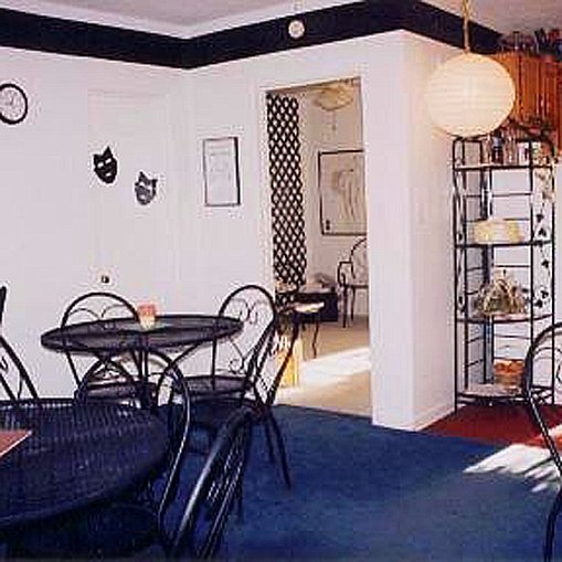 Broadway Inn Yankton - photo 11