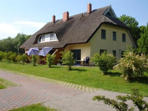 Puddemin Haus Malve 2 — 4-Star Luxury Hotel in Poseritz, Germany