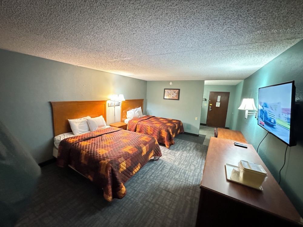Americas Best Value Inn Salina - photo 7