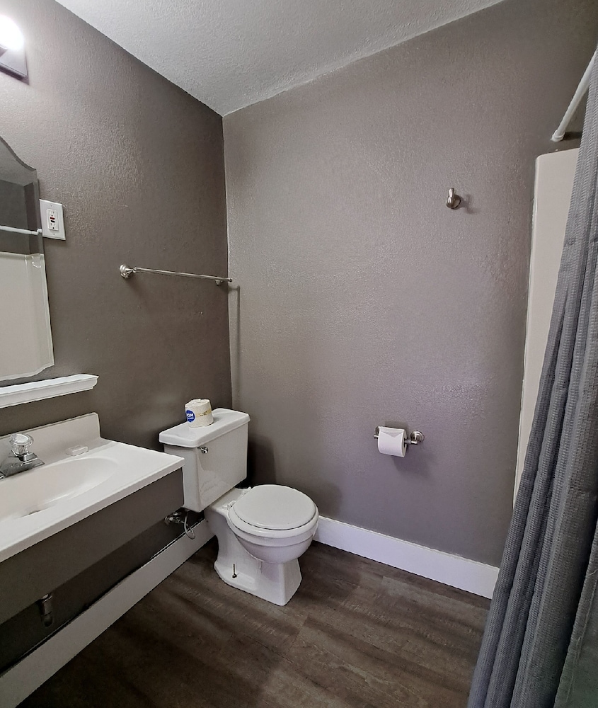 Buffalo Lodge Bicycle Resort - photo 153