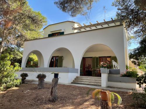 Villa Emma — 4-Star Luxury Hotel in Melendugno, Italy