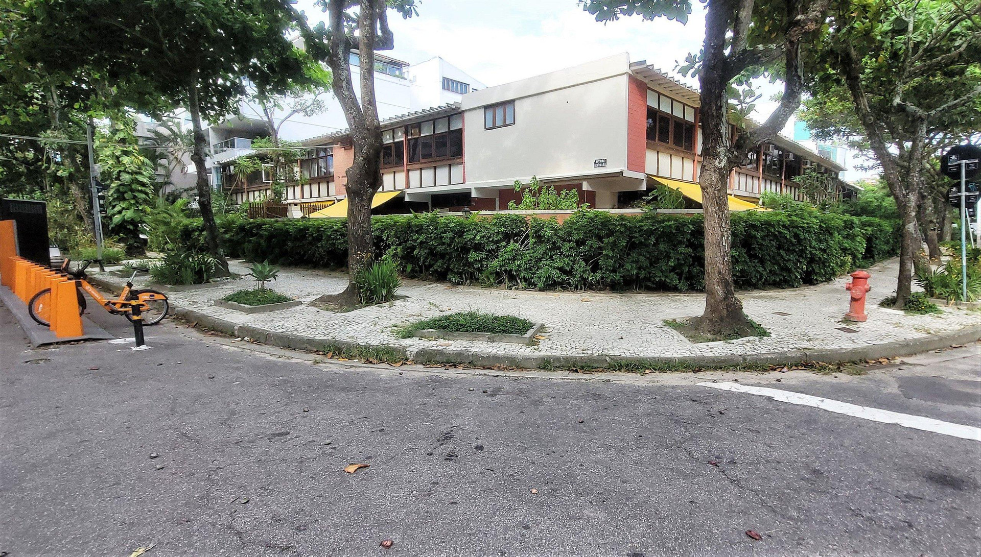 Casa ampla e arejada apenas 100 metros do mar — 4-Star Luxury Hotel in Rio De Janeiro, Brasil