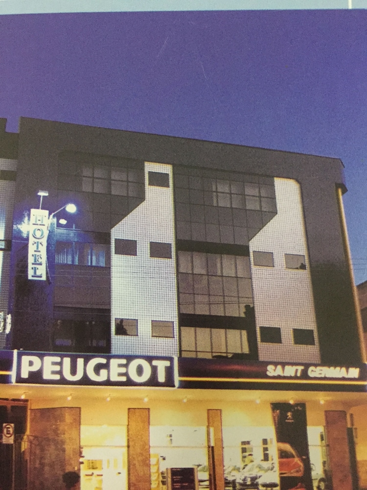 Hotel San German in Uba, Brasil