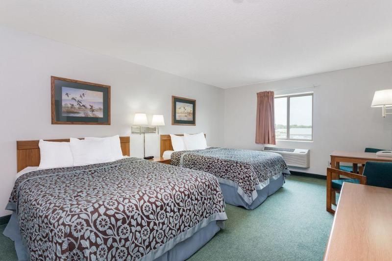 Days Inn Manchester - photo 23