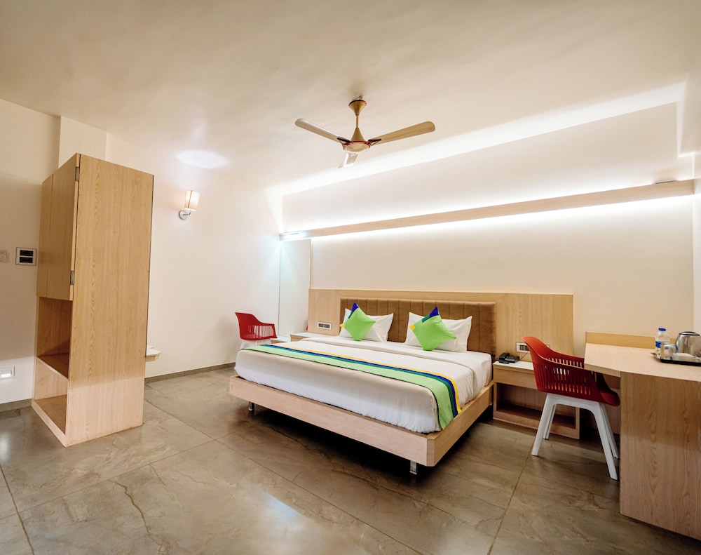Treebo Sai Rekha Inn - last minute hotel in Nashik