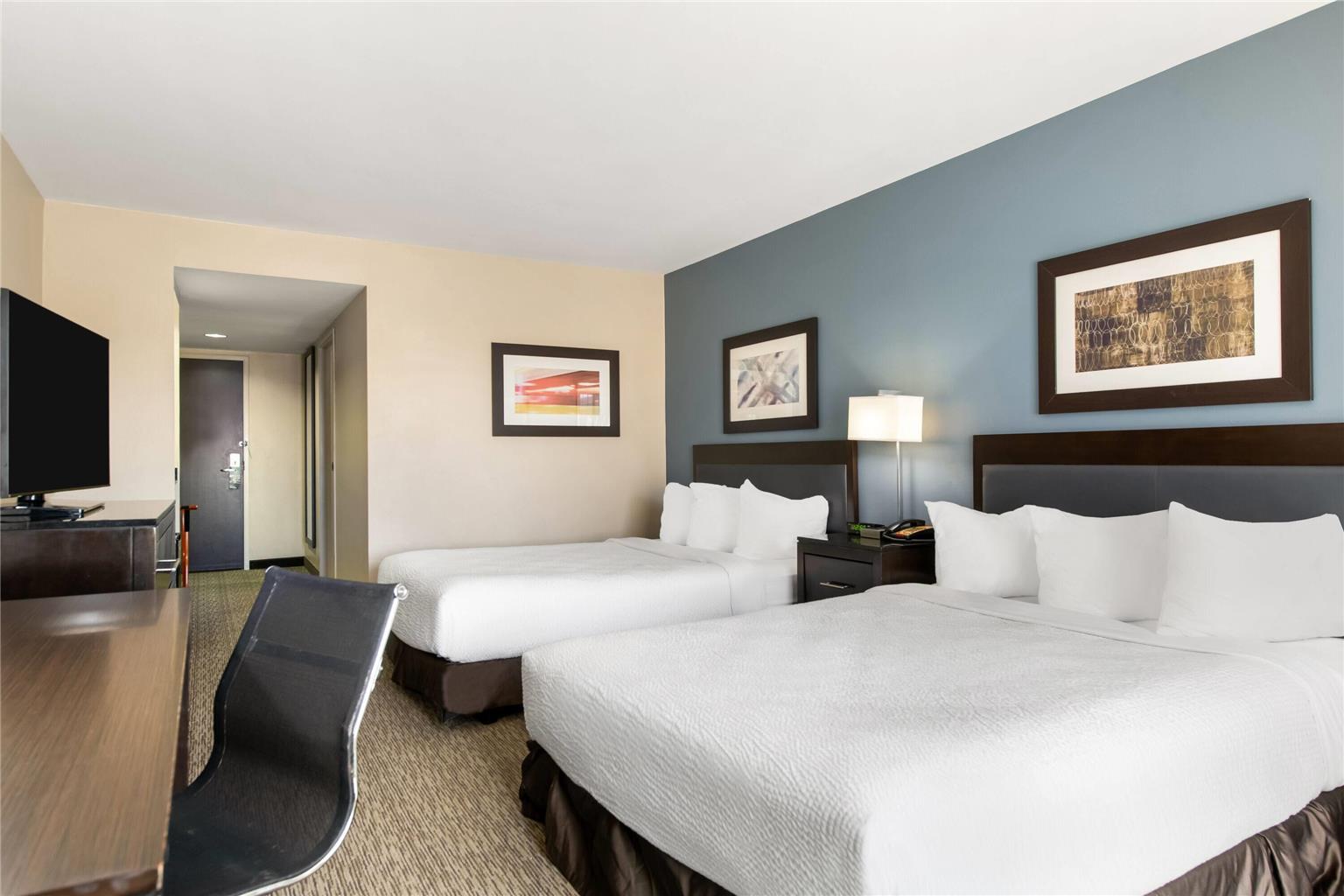 Wingate by Wyndham Slidell New Orleans East Area - photo 23