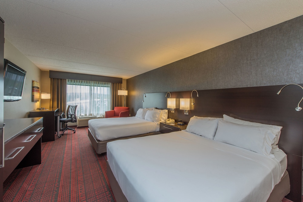 Holiday Inn Express Hotel & Suites Auburn by IHG - photo 16