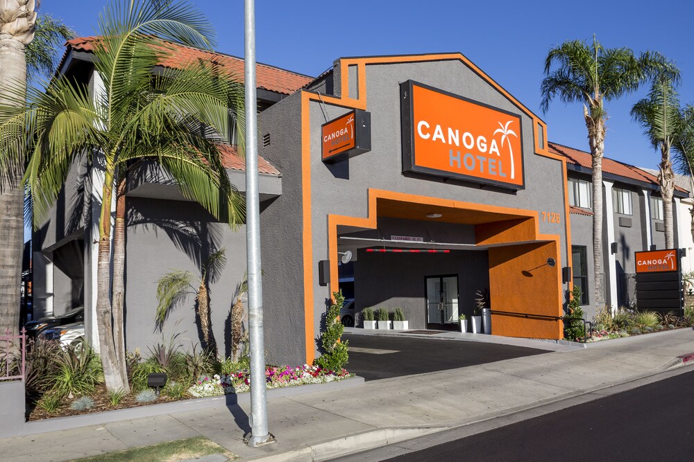 Canoga Hotel - photo 15