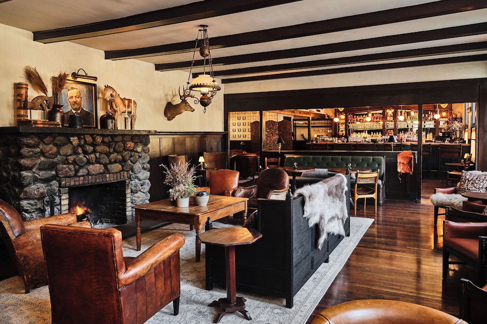 The Inn at Mattei's Tavern Auberge Collection - photo 2